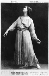Isadora Duncan (1877-1927) ca. 1903-04